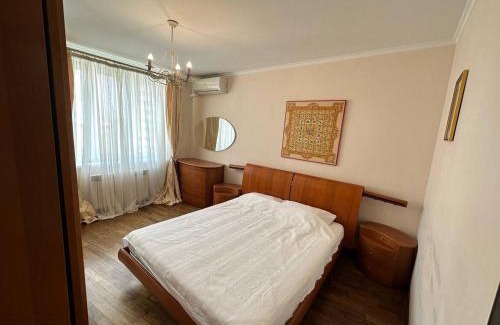 Pozniaky Apartamento | Charming apartment with 2 bedroom near the waterfront