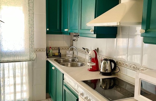 Poniente-Sur Apartamento | Apartamento con Piscina y Garaje en Barrio Comercial de Córdoba