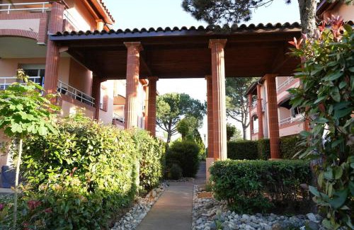 Colomiers Apartamento | Charming apartment with private garden