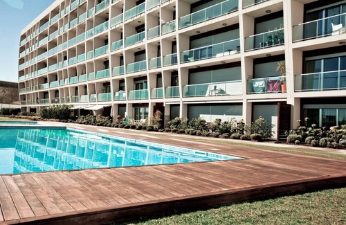 Parque das Nacoes Apartamento | Charming Apartment With Balcony &pool