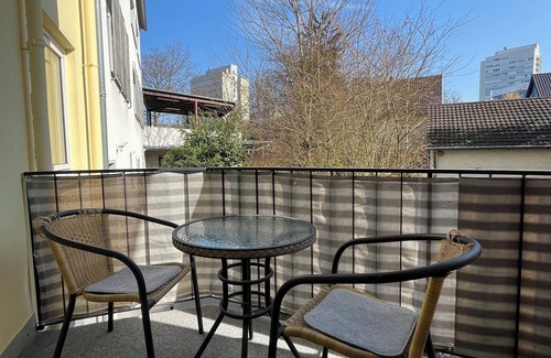 Bonn Apartamento | Charming apartment with terrace and parking space near the Rhine and Bonn city center