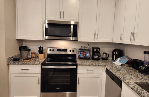 Southeast Orlando Apartamento | Charming apartment with AC and fitness room in enchanting Orlando