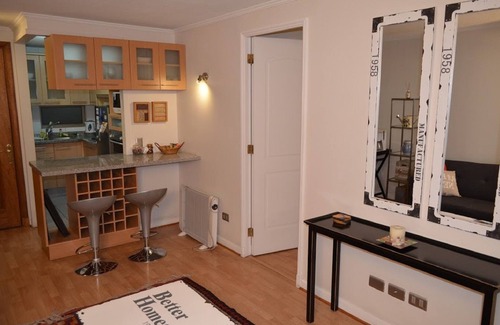 El Golf Apartamento | Apartamentos con encanto en un barrio exclusivo, al lado de W, Golf Club