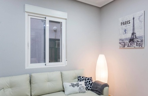 Centro Apartamento | Charming Apt. Historic District - Sol