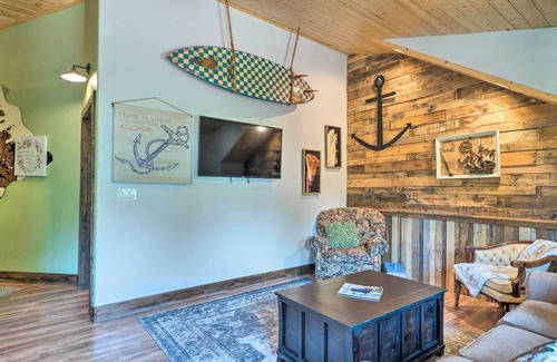 Palmer Lake Apartamento | Encantador apartamento a 1 milla del lago Palmer - ¡Cerca de USAFA!