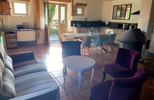 Duniere-sur-Eyrieux Casa | CHARMING ARDECHOIS STONE COTTAGE IN THE HEART OF THE EYRIEUX VALLEY