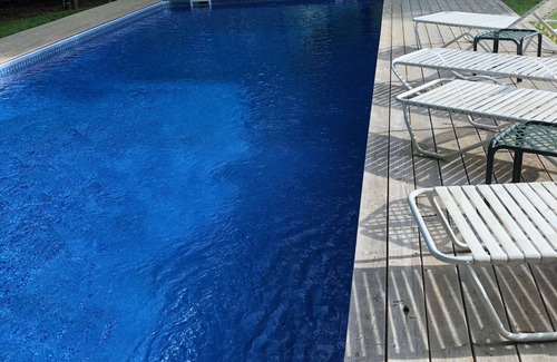 Clearwater Beach Casa | Retiro encantador de artistas con piscina y acceso privado a la playa