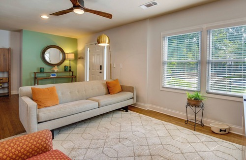 Sylvan Hills Casa | Charming Atlanta Vacation Rental w/ Private Patio!