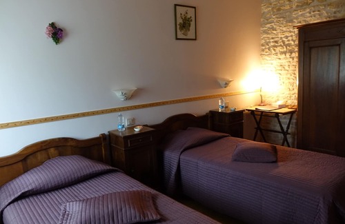 Andilly Casa | ENCANTADOR B & B a las puertas de La Rochelle y Marais Poitevin