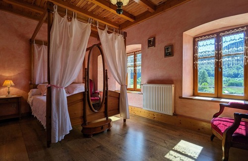 Retournac Cama Y Desayuno | Habitación en granja restaurada con piscina y espacio para grupos