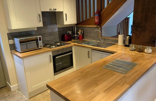 Hope Valley Casa | Charming Barn in Hope Valley - The Heart of the Peak District. Sleeps 7