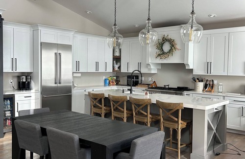 Montana City Casa | Charming barn only 5 drive minutes from Helena! With an acre soccer field!!