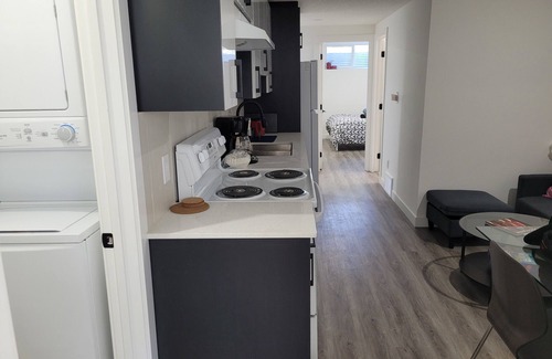 Southeast Edmonton Casa | Charming Basement Private Suite in Bonnie Doon. Just renovated!