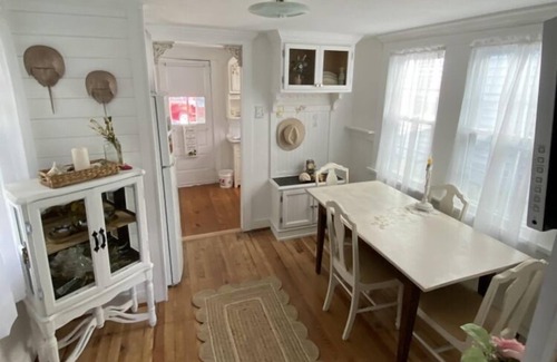 North End Casa | Charming Beach Cottage, Newly renovated. located in Ocean City Nj.