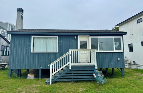 Phippsburg Cabaña | Charming Beach Cottage on Popham Beach