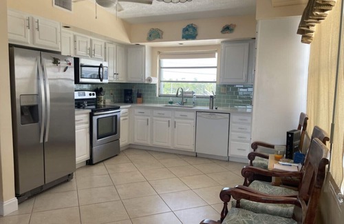 Lower Matecumbe Beach Casa | *Charming Beach House directly ON the beach