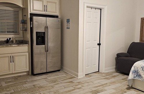 Doerun Apartamento | Charming Beach-Themed Studio Apartment in Doerun, GA with Private Pool