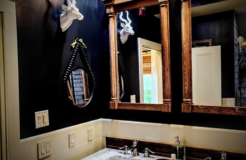New Iberia Cama Y Desayuno | Charming Bed & Breakfast at Rip Van Winkle Gardens