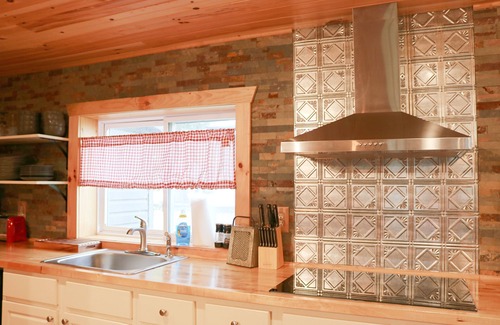 Bemus Point Casa | Charming Bemus Point Cottage: Walk to Water and close to town!