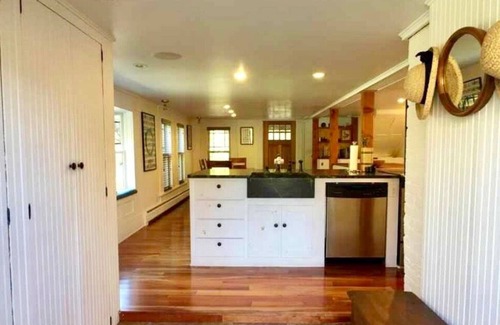 Sheffield Cabaña | ¡La encantadora cabaña Berkshires es la casa de vacaciones perfecta para esquiar!