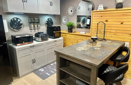 Plainville Apartamento | Charming Boutique Studio suite with everything you need for a getaway