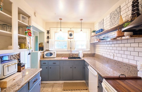 Edenton Casa | Charming brick home in a historic 18th century waterfront town.