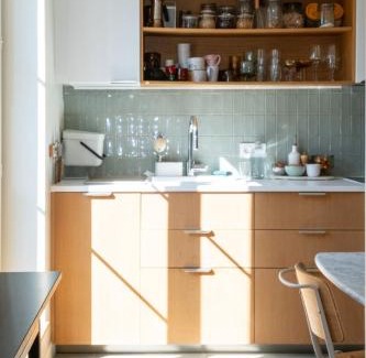 Combat Apartamento | Charming & bright apartment with rolling balcony