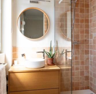 Combat Apartamento | Charming & bright apartment with rolling balcony