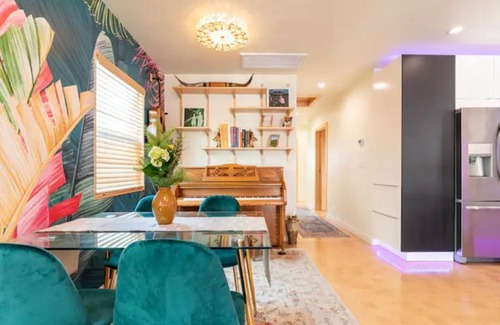 Belmont Shore Casa | Charming, bright by the beach!