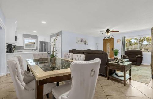 Orlando Casa | Charming & Bright Single-Family Home in East Orlando