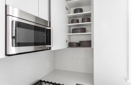 Brighton Apartamento | Charming Brighton 2BR w W/D, by Restaurants & Shops by Blueground