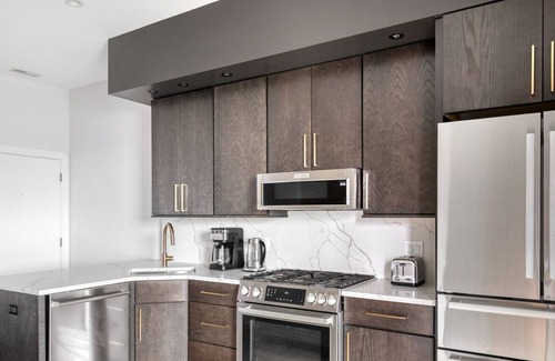 Bucktown Apartamento | Charming Bucktown 2BR nr I-90, by Blueground