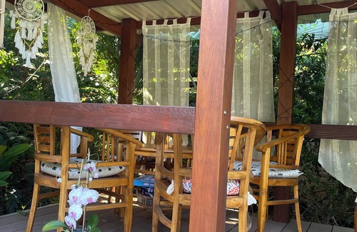 Saint-Paul Casa | Charming bungalow, ideally located for exploring the Orangery trails