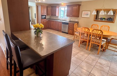 Cornwall Casa | Charming Bungalow in quiet neighbourhood