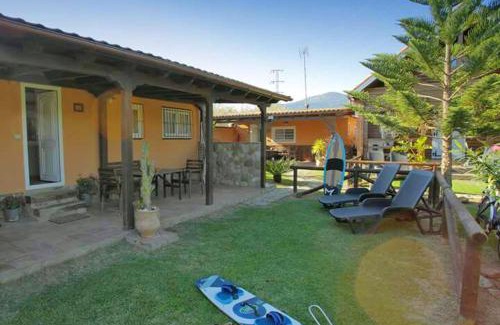 Tarifa Casa | Charming Bungalow in Tarifa with Mountain View