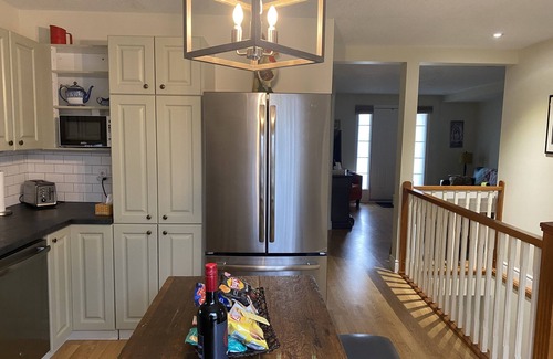 Elora Casa | Charming Bungalow in the Heart of Elora
