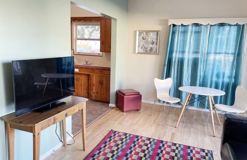 Ramona Casa | Charming Bungalow in-town Ramona