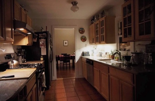 Cabbagetown Casa | Charming bungalow in walkable historic district