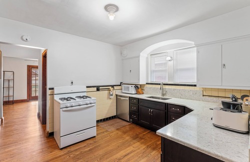 The Southampton Casa | Charming bungalow South St Louis : Accessible features!