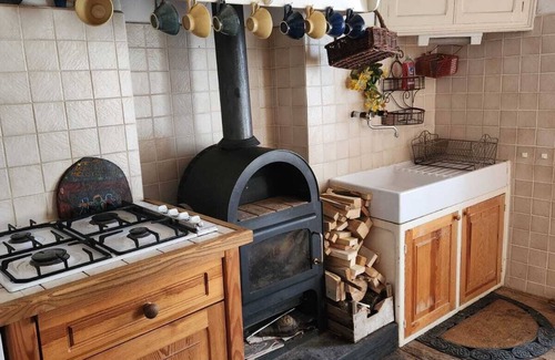 Bedoues Casa | Charming Cévennes village house for rent