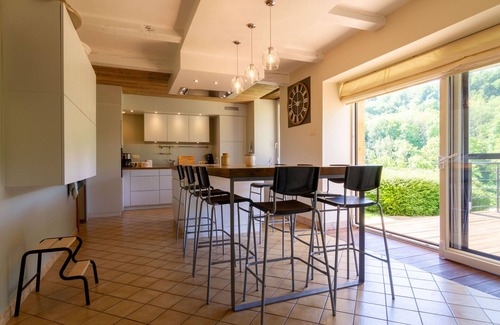 Bazeilles-sur-Othain Cabaña | Casa con encanto en el campo con terraza y gran espacio exterior