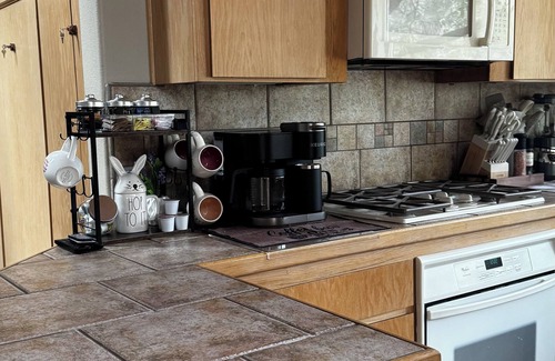 Auberry Cabina | Charming cabin in pleasant Auberry close to Shaver Lake. A hidden treasure!