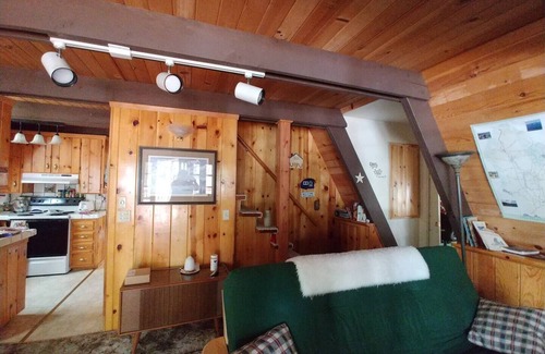 Peninsula Village Chalet De Esquí | Encanto de marco en la península del lago Almanor