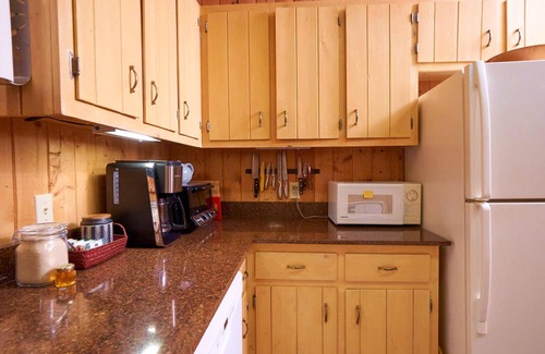 Lakemont Cabina | Charming cabin near Lake Rabun with fire pit + easy access to mountain hikes