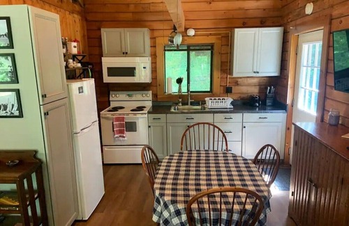 Cohocton Cabina | Charming cabin on 30 acres in the Bristol Hills of New York's Finger Lakes area,