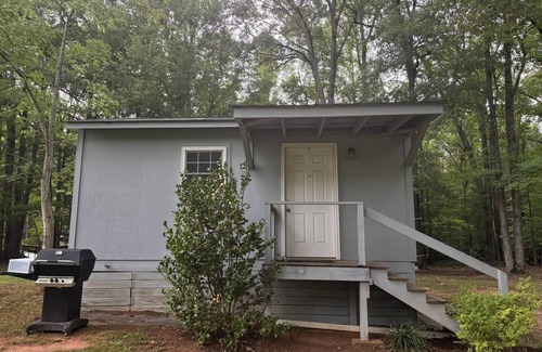 Clinton Cabina | Charming cabin with AC and WiFi in delightful Clinton