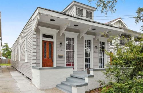 Mid-City Casa | Charming Canal Street Family Retreat in Heart of NOLA