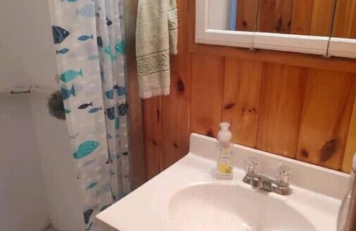 Middlesex Casa | Charming Canandaigua Lakeside Cottage