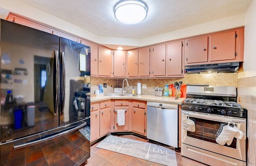 Westerville Casa | Charming Cape Cod in Westerville