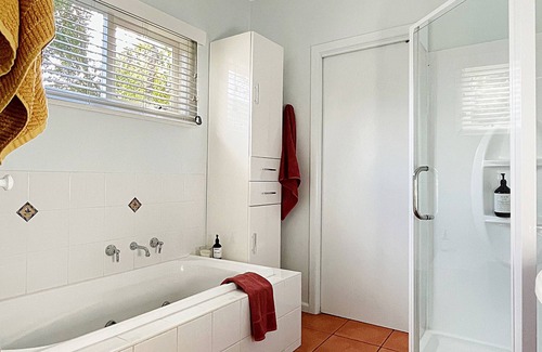 Capel Sound Cabaña | Late Checkout | Capel Sound Coastal Cottage